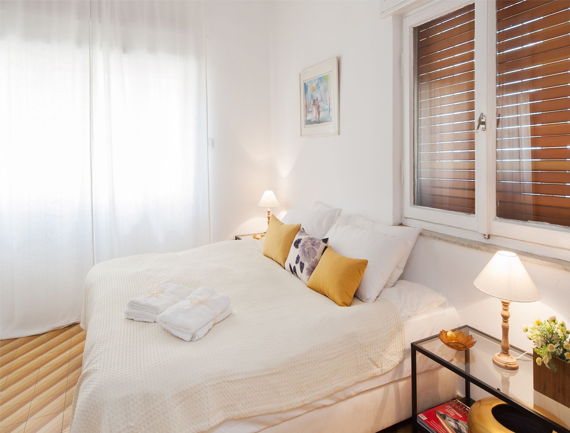 Charming 2Bd Apt W/ Balcony By Sea N' Rent Tel Aviv Esterno foto
